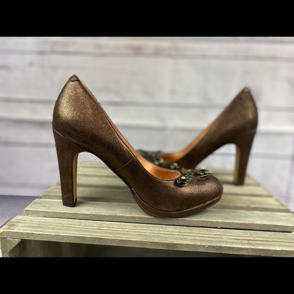 NWOB Miss Albright Specialty Copper w/Metal Accents Pumps - 9 US - Picture 4 of 10